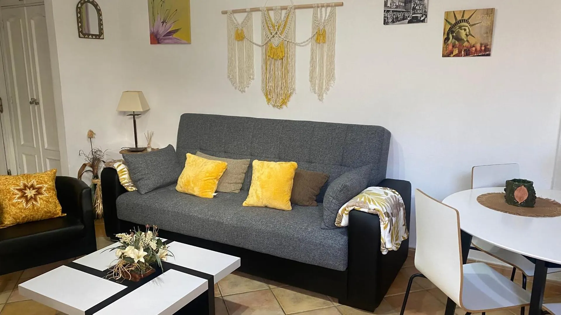 Apartamento Espectacular Loft Con Piscina Comunitaria Junto Al Mar Málaga