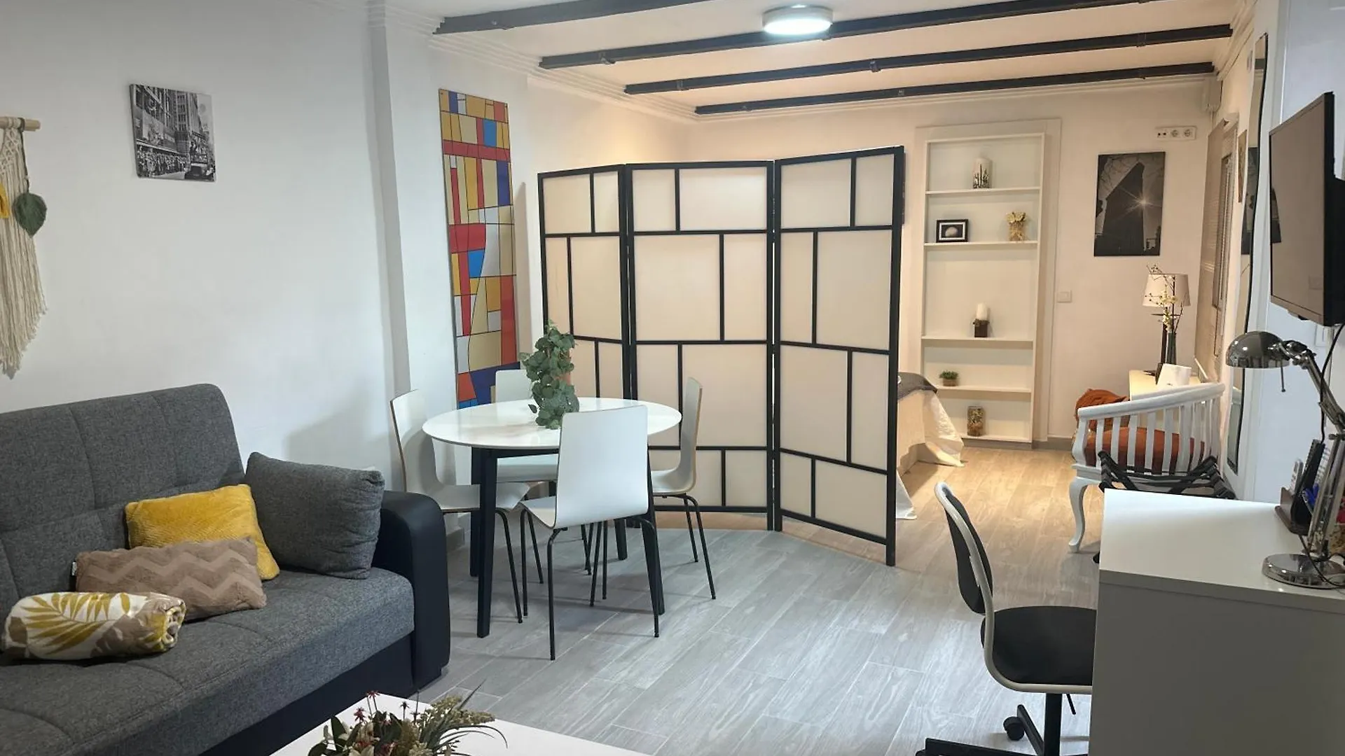 Apartamento Espectacular Loft Con Piscina Comunitaria Junto Al Mar Málaga España